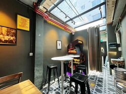 Boat Quay Conservation Area (D1), Retail #459605991